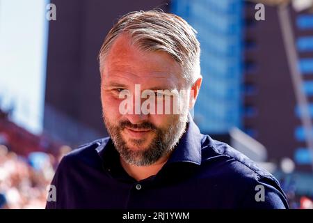 UTRECHT, PAESI BASSI - 20 AGOSTO: Allenatore Michael Silberbauer (FC Utrecht) durante la partita Eredivisie dell'FC Utrecht e dell'SC Heerenveen al de Galgen Foto Stock