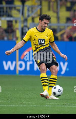 Dortmund/ Germania. 19/08/2023, Mats HUMMELS (DO), azione, azione singola, calcio 1st Bundesliga, 1° giorno, Borussia Dortmund (DO) - 1° FC Colonia (K) 1:0 il 19 agosto 2023 a Dortmund/Germania. Le normative #DFL vietano qualsiasi uso di fotografie come sequenze di immagini e/o quasi-video # Foto Stock