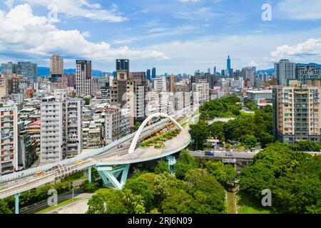 Scenario del Parco culturale Hakka e del Parco sul fiume Guting nella città di Taipei, Taiwan Foto Stock