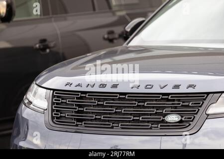 Segni e simboli, una Range Rover di Landrover. Foto Stock