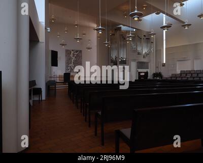 L'interno della chiesa di Olari, Espoo Finlandia Foto Stock
