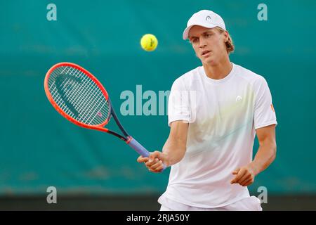 Jonas Forejtek della Repubblica Ceca, Prague Open 2023, ATP Challenger IBG Tournament, Praga, Repubblica Ceca, 21 agosto 2023. (Foto CTK/Pavel Lebeda) Foto Stock