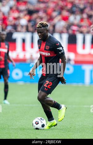 Leverkusen, BayArena, 19.08.23: Victor Boniface (Leverkusen) am Ball beim 1.Bundesliga Spiel Bayer 04 Leverkusen vs. RB Leipzig. Foto Stock