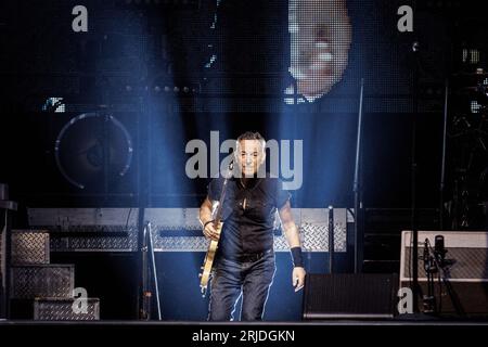 Copenhagen, Danimarca. 11 luglio 2023. Il cantante, compositore e musicista americano Bruce Springsteen esegue un concerto dal vivo con la e Street Band al Parken di Copenaghen. (Foto: Gonzales Photo - Thomas Rungstrom). Foto Stock