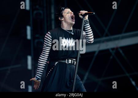 Ungheria 11 agosto 2023 Yungblud live allo Sziget Festival di Budapest © Andrea Ripamonti / Alamy Foto Stock