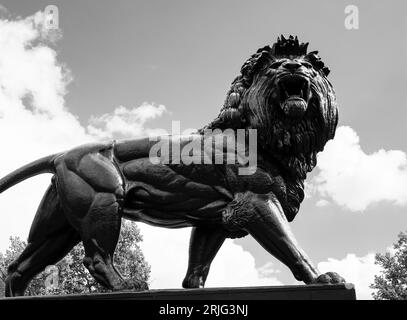 Maiwand Lion, Statua, Forbury Gardens, Reading, Berkshire, Inghilterra, Regno Unito, Regno Unito. Foto Stock