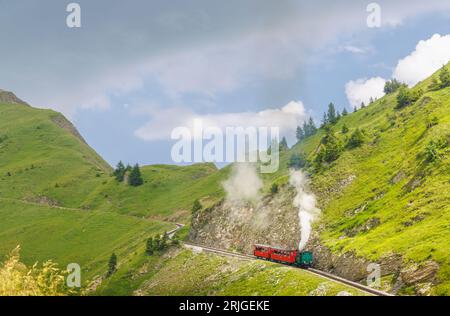 Brienz Rothorn Railway, una famosa ferrovia a cremagliera d'epoca sulla Brienzer Rothorn nelle Alpi Emmental nella regione svizzera dell'Oberland Bernese Foto Stock