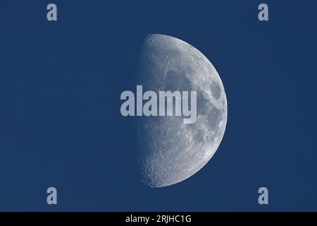 Half Moon con dettagli nitidi Foto Stock