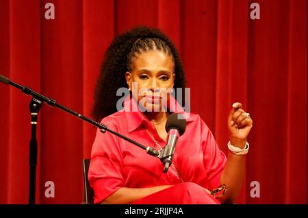 22 agosto 2023, Philadelphia, PA, USA: Sheryl Lee Ralph firma copie del suo nuovo libro "Diva 2,0: 12 Life Lessons from me for You!" Seguito da una conferenza alla Parkway Central Library di Filadelfia. (Immagine di credito: © Photo Image Press via ZUMA Press Wire) SOLO USO EDITORIALE! Non per USO commerciale! Foto Stock