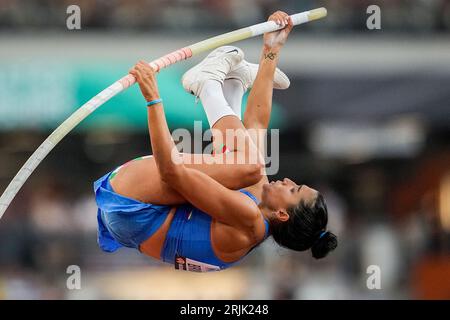 Budapest, Ungheria 20230821.Roberta Bruni dall'Italia gareggia nella pole vault durante i Campionati del mondo di atletica leggera del 2023 presso il National Athletics Center di Budapest, Ungheria. Foto: Beate Oma Dahle / NTB Foto Stock