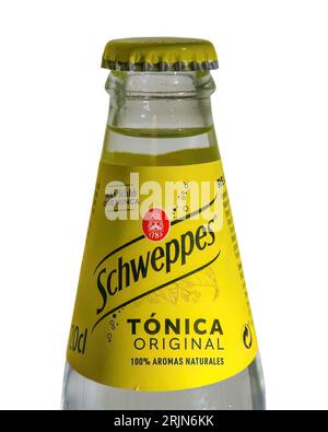 Etichetta su una bottiglia di acqua tonica Schweppes. Foto Stock
