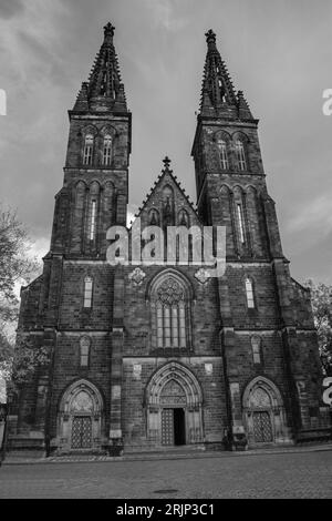 Basilica dei Santi Apostoli Pietro e Paolo a Vysehrad, Praga, repubblica Ceca Foto Stock