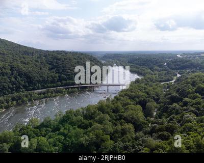 Vista aerea del ponte sul fiume Shenandoah a Harpers Ferry Foto Stock