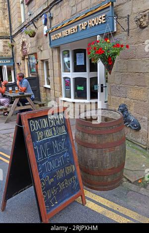 Old Court House, Buxton Brewery Tap House & Cellar the, George St, Buxton, High Peak, Derbyshire, INGHILTERRA, REGNO UNITO, SK17 6AY Foto Stock