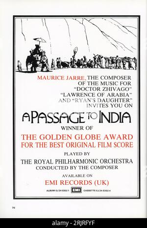 Pagina interna con annuncio che promuove Soundtrack album dalla EMI Records dalla brochure per la Royal Film Performance 1985 di lunedì 18 marzo di JUDY DAVIS VICTOR BANERJEE ALEC GUINNESS PEGGY ASHCROFT e JAMES FOX in Un PASSAGGIO PER INDIA 1984 regista / sceneggiatura DAVID LEAN romanzo E.M. Forster musica Maurice Jarre UK-USA co-produzione EMI Films / Home Box Office (HBO) / Columbia Pictures Foto Stock