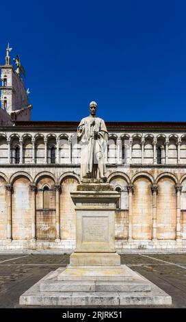 Statua di Francesco Burlamacchi fuori San Michele in foro Churc Foto Stock