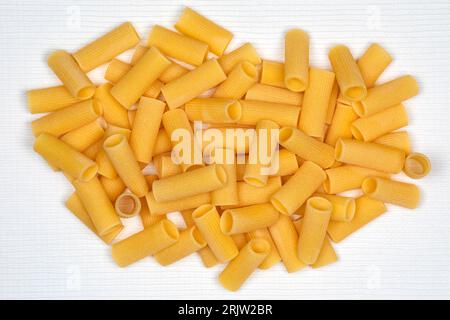 Dried Italian Pasta - Rigatoni Pasta Foto Stock