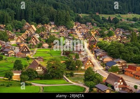 Ogimachi, Japan during summer. It is the largest village in Shirakawa-go. Foto Stock