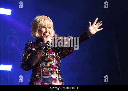 Henley on Thames, Regno Unito. 20 agosto 2023. Toyah (Toyah Willcox) si esibisce sul palco durante il Rewind Festival South 2023, a Temple Island Meadows. (Foto di James Warren/SOPA Images/Sipa USA) credito: SIPA USA/Alamy Live News Foto Stock