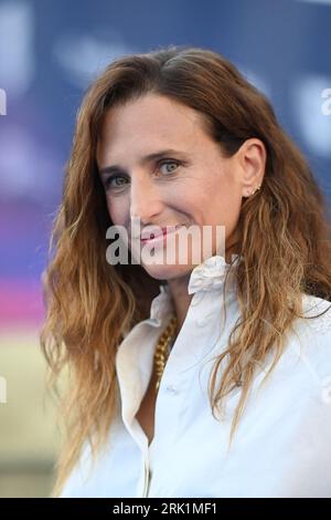 Angouleme, Francia. 23 agosto 2023. L'attrice francese Camille Cottin posa durante una photocall per il film Toni EN Famille durante il 16° Angouleme Film Festival ad Angouleme, Francia occidentale, il 23 agosto 2023. Foto di Franck Castel/ABACAPRESS.COM Credit: Abaca Press/Alamy Live News Foto Stock