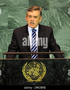 Bildnummer: 53416079 Datum: 23.09.2009 Copyright: imago/Xinhua (090923) -- NEW YORK, 23 settembre 2009 (Xinhua) -- il primo ministro britannico Gordon Brown si rivolge alla 64a Assemblea generale delle Nazioni Unite presso la sede delle Nazioni Unite a New York 23 settembre 2009. La 64a sessione dell'Assemblea generale delle Nazioni Unite ha dato il via al suo dibattito generale mercoledì. (Xinhua/Shen Hong) (gxr) (1)U.S.-NEW YORK-un GA-DEBATE-BROWN PUBLICATIONxNOTxINxCHN People Politik un uno Generalversammlung New York kbdig xcb 2009 hoch premiumd o0 Großbritannien, Aktion Bildnummer 53416079 Date 23 09 2009 Copyright Imago XINHUA New Yo Foto Stock