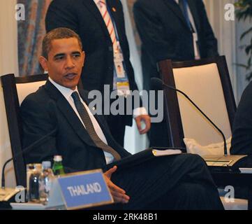 Bildnummer: 53599499  Datum: 15.11.2009  Copyright: imago/Xinhua (091115) -- SINGAPORE, Nov. 15, 2009 (Xinhua) -- U.S. President Barack Obama attends the 17th APEC Economic Leaders Meeting at the Istana, Singaporean President s residence, Nov. 15, 2009. (Xinhua/pool) (hdt) APEC-SINGAPORE-OBAMA-SUMMIT PUBLICATIONxNOTxINxCHN People Politik APEC Gipfel kbdig xcb 2009 quadrat     Bildnummer 53599499 Date 15 11 2009 Copyright Imago XINHUA  Singapore Nov 15 2009 XINHUA U S President Barack Obama Attends The 17th APEC Economic Leaders Meeting AT The Istana Singaporean President S Residence Nov 15 200 Stock Photo