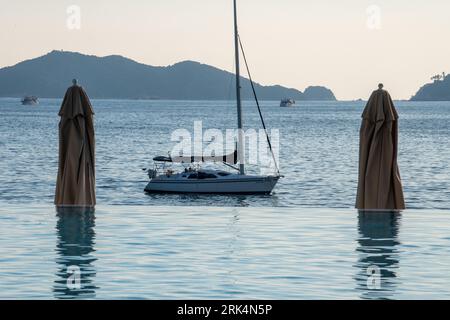 Petroliera nella baia di Acapulco Foto Stock