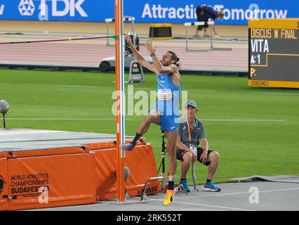 Budapest, Ungheria. 22 agosto 2023. Gianmarco Tamberi (ITA), Men's High Jump durante i Campionati mondiali di atletica leggera 2023 il 22 agosto 2023 al Nemzeti Atletikai Kozpont di Budapest, Ungheria - foto Laurent Lairys/DPPI Credit: DPPI Media/Alamy Live News Foto Stock