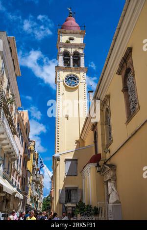 Santa Chiesa di San Spyridon su Agiou Spiyridon nel centro storico di Corfù, Isola di Corfù, Isole Ionie, Grecia Foto Stock