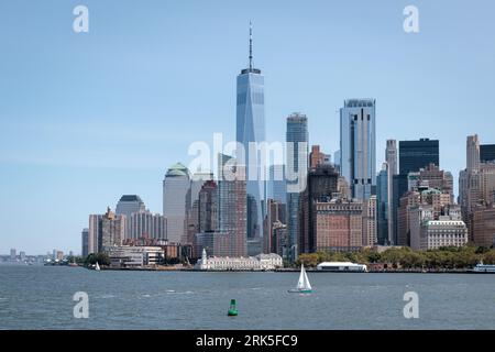 Lower manhattan (downtown) skyline, New York, USA Foto Stock
