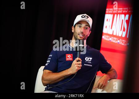 RICCIARDO Daniel (aus), Scuderia AlphaTauri AT04, ritratto durante il Gran Premio d'Olanda di Formula 1 2023, tredicesima prova del Campionato del mondo di Formula 1 2023 dal 25 al 28 agosto 2023 sul circuito di Zandvoort, a Zandvoort, Paesi Bassi Foto Stock