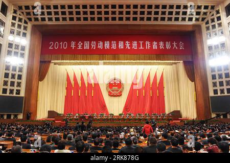 Bildnummer: 53982542  Datum: 27.04.2010  Copyright: imago/Xinhua (100427) -- BEIJING, April 27, 2010 (Xinhua) -- A rally honoring Chinese national labor heroes and advanced workers is held in Beijing, China, April 27, 2010. (Xinhua/Rao Aimin) (zcc) (6)CHINA-BEIJING-NATIONAL LABOR HEROES AND ADVANCED WORKERS-HONOR-RALLY (CN) PUBLICATIONxNOTxINxCHN People Politik premiumd xint kbdig xkg 2010 quer     Bildnummer 53982542 Date 27 04 2010 Copyright Imago XINHUA  Beijing April 27 2010 XINHUA a Rally honoring Chinese National Laboratory Heroes and Advanced Workers IS Hero in Beijing China April 27 20 Foto Stock