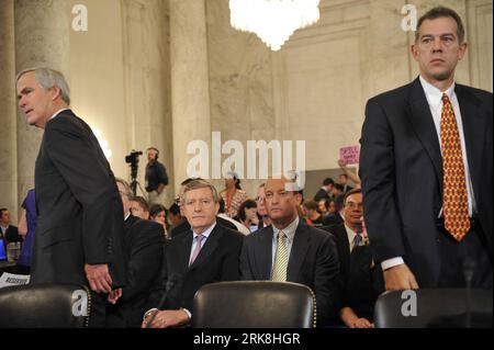 Bildnummer: 54041870  Datum: 11.05.2010  Copyright: imago/Xinhua (100511) -- WASHINGTON D.C., May 11, 2010 (Xinhua) -- Lamar Mckay (R Sitting), President and Chairman BP America, Inc., and David Nagel (L Sitting), Executive Vice President of BP America, attends a hearing on offshore oil drilling before the U.S. Senate energy and natural resources committee at the Capitol Hills in Washington D.C., capital of the United States, May 11, 2010. The hearing to review issues related to deepwater offshore exploration for petroleum and the accident in the gulf of Mexico involving the offshore oil rig D Stock Photo