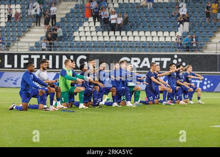 Gent, Belgio. 24 agosto 2023. I giocatori di Gent festeggiano dopo aver vinto una partita di calcio tra il belga KAA Gent e il cipriota APOEL FC Nicosia, giovedì 24 agosto 2023 a Gent, la prima tappa dei play-off per la UEFA Europa Conference League. BELGA PHOTO KURT DESPLENTER Credit: Belga News Agency/Alamy Live News Foto Stock
