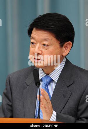 Bildnummer: 54439863  Datum: 17.09.2010  Copyright: imago/Xinhua (100917) -- TOKYO, Sep. 17, 2010 (Xinhua) -- Newly appointed Japanese Internal Affairs and Communications Minister Yoshihiro Katayama attends a press conference at the Prime Minister s official residence in Tokyo Sept. 17, 2010. Japanese Prime Minister Naoto Kan unveiled the roster of a fresh Japanese Cabinet early Friday afternoon. (Xinhua/Ji Chunpeng) (yc) JAPAN-TOKYO-CABINET-PRESS PUBLICATIONxNOTxINxCHN People Politik Regierung Minister Kabinett Porträt kbdig xdp 2010 hoch     Bildnummer 54439863 Date 17 09 2010 Copyright Imag Stock Photo