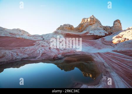 Vermilion Cliffs National Monument. Paesaggi di sunrise. Insolito paesaggio di montagna. Bellissimo sfondo naturale. Foto Stock