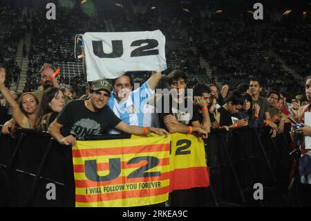 Bildnummer: 55162084  Datum: 31.03.2011  Copyright: imago/Xinhua LA PLATA, March 31, 2011 (Xinhua) -- Fans of Irish band U2 are seen during the concert in La Plata, Argentina, March 30, 2011. The concert is part of the band s 360 Degrees tour. (Xinhua) (cl) ARGENTINA-LA PLATA-U2-CONCERT PUBLICATIONxNOTxINxCHN Kultur People Musik Fans Zuschauer kbdig xub 2011 quer premiumd    Bildnummer 55162084 Date 31 03 2011 Copyright Imago XINHUA La Plata March 31 2011 XINHUA supporters of Irish Tie U2 are Lakes during The Concert in La Plata Argentina March 30 2011 The Concert IS Part of The Tie S 360 Degr Stock Photo