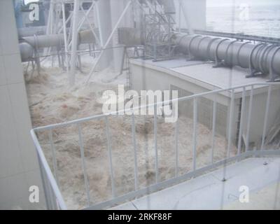 Bildnummer: 55366269  Datum: 11.03.2011  Copyright: imago/Xinhua (110519) -- TOKYO, May 19, 2011 (Xinhua) -- Photo released by Tokyo Electric Power Co.(TEPCO) on May 19, 2011 shows water rushing into the Fukushima No.1 nuclear power plant, after a triggered by an earthquake, in Fukushima, March 11, 2011. (Xinhua) (zx) JAPAN-TEPCO-FUKUSHIMA- PUBLICATIONxNOTxINxCHN Gesellschaft Erdbeben Japan Naturkatatstrophe AKW Reaktor Atomreaktor Atomenergie kbdig xdp premiumd 2011 quer  o0 Atomunfall, Reaktorunfall, Nuklearkrise, Störfall, Gau, Gebäude, Tsunami    Bildnummer 55366269 Date 11 03 2011 Copyrig Stock Photo