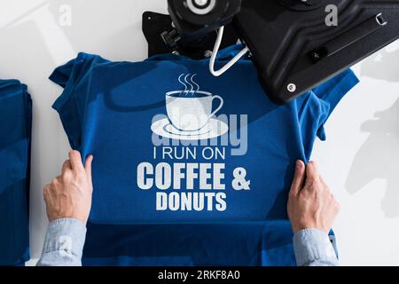 Stampa di magliette con trasferimento termico. Merchandising TShirt Foto Stock