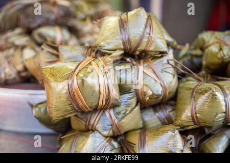 Sicky Rice snack Street Food al vapore Foto Stock