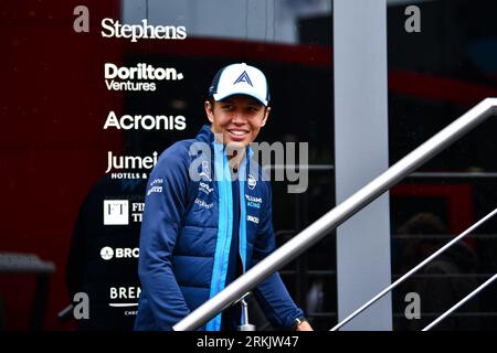 Zandvoort, Mezzolombardo, Paesi Bassi. 24 agosto 2023. ALEXANDER ALBON della Thailandia e Williams Racing è visto durante i preparativi del Gran Premio d'Olanda di Formula 1 2023 al circuito Zandvoort di Zandvoort, nei Paesi Bassi. (Immagine di credito: © Daisy Facinelli/ZUMA Press Wire) SOLO USO EDITORIALE! Non per USO commerciale! Foto Stock