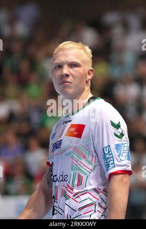 Wetzlar, Germania. 25 agosto 2023. Wetzlar, Germania, 25 agosto 2023: Magnus Saugstrup ( 23 Magdeburg ) durante la partita Liqui Moly Handball-Bundesliga tra HSG Wetzlar e SC Magedeburg alla Buderus-Arena di Wetzlar, GERMANIA. (Julia Kneissl/SPP) credito: SPP Sport Press Photo. /Alamy Live News Foto Stock