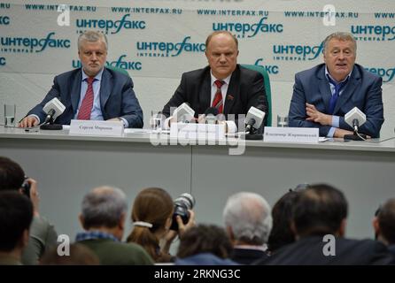 Bildnummer: 57116346  Datum: 27.02.2012  Copyright: imago/Xinhua (120228) -- MOSCOW, Feb. 28, 2012 (Xinhua) -- The Liberal Democratic Party (LDPR) leader Vladimir Zhirinovsky (R), Gennady Zyuganov (C), chairman of the Central Committee of Communist Party of the Russian Federation and A Just Russia s leader Sergei Mironov (L) attend a joint conference in Moscow, Russia, on Feb. 27, 2012. Russians will go to the polls for their presidential election on March 4. (Xinhua/Jiang Kehong) (dtf) RUSSIA-MOSCOW-ELECTION-CANDIDATE PUBLICATIONxNOTxINxCHN People Politik xjh x0x premiumd 2012 quer      57116 Stock Photo