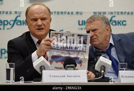 Bildnummer: 57116349  Datum: 27.02.2012  Copyright: imago/Xinhua (120228) -- MOSCOW, Feb. 28, 2012 (Xinhua) -- Gennady Zyuganov (L), chairman of the Central Committee of Communist Party of the Russian Federation, speaks during a joint conference with A Just Russia s leader SergeixMironov and the Liberal Democratic Party (LDPR) leader Vladimir Zhirinovsky in Moscow, Russia, on Feb. 27, 2012. Russians will go to the polls for their presidential election on March 4. (Xinhua/Jiang Kehong) (dtf) RUSSIA-MOSCOW-ELECTION-CANDIDATE PUBLICATIONxNOTxINxCHN People Politik xjh x1x premiumd 2012 quer     57 Stock Photo