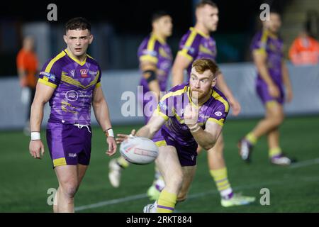 Newcastle, Regno Unito. 25 agosto 2023. Alex Donaghy del Newcastle Thunder in azione durante il match per il BETFRED Championship tra Newcastle Thunder e York City Knights a Kingston Park, Newcastle, venerdì 25 agosto 2023. (Foto: Chris Lishman | mi News) crediti: MI News & Sport /Alamy Live News Foto Stock