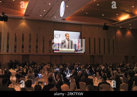 Bildnummer: 58470932 Datum: 14.09.2012 Copyright: imago/Xinhua (120914) -- KUALA LUMPUR, 14 settembre 2012 (Xinhua) -- Gran Bretagna il principe William si rivolge a un pranzo ospitato dalla camera di commercio malese britannica a Kuala Lumpur, Malaysia, il 14 settembre 2012. Il principe Guglielmo e Caterina, duchessa di Cambridge, sono nella loro seconda tappa di un tour di nove giorni nel sud-est asiatico e nel sud del Pacifico per conto della regina Elisabetta II per commemorare il suo Giubileo di Diamante. (Xinhua/Lin Hao) (cl) MALESIA-KUALA LUMPUR-PRINCE WILLIAM-KATE-VISIT PUBLICATIONxNOTxINxCHN People Adel Asienreise x0x xdd premiumd 2 Foto Stock