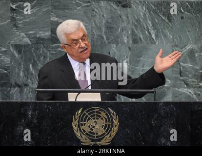 Bildnummer: 58522449  Datum: 27.09.2012  Copyright: imago/Xinhua (120927) -- NEW YORK, Sept. 27, 2012 (Xinhua) -- Palestinian President Mahmoud Abbas addresses the General Debate of the 67th session of the UN General Assembly at the UN headquarters in New York, the United States, Sept. 27, 2012, as the week-long event entered into its third day here on Thursday. Abbas told the UN General Assembly on Thursday that Palestine will continue to obtain full membership at the UN and that it has already begun intensive consultations with regional organizations and member states. (Xinhua/Shen Hong) UN- Stock Photo