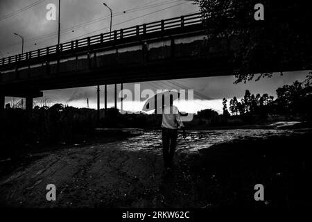 Foto esclusiva del Rainy Day, cielo nuvoloso, questa immagine è stata scattata il 14 settembre 2022, da Ruhitpur, Bangladesh Foto Stock