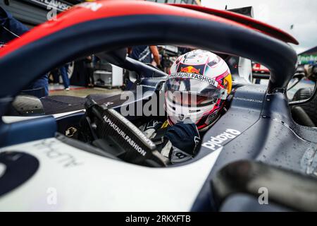 Zandvoort, paga Bas. 26 agosto 2023. 40 LAWSON Liam (nzl), Scuderia AlphaTauri AT04, action pitlane durante il Gran Premio olandese di Formula 1 2023 di Heineken, 13° round del Campionato Mondiale di Formula 1 2023 dal 25 al 28 agosto 2023 sul circuito di Zandvoort, a Zandvoort, Paesi Bassi - foto Florent Gooden/DPPI Credit: DPPI Media/Alamy Live News Foto Stock