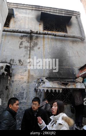 Bildnummer: 58963922  Datum: 04.01.2013  Copyright: imago/Xinhua (130104) -- ZHENGZHOU, Jan. 4, 2013 (Xinhua) -- Photo taken on Jan. 4, 2013 shows houses after the fire accident in Lankao County, central China s Henan Province. A spokesman for the Lankao county government said the fire, which broke out around 8:30 a.m., was contained within two hours. Four children died at the scene of the fire, while another three perished on their way to a local hospital. The house is apparently a private orphanage, as local residents said a woman named Yuan Lihai has used the home to shelter orphans and aba Stock Photo